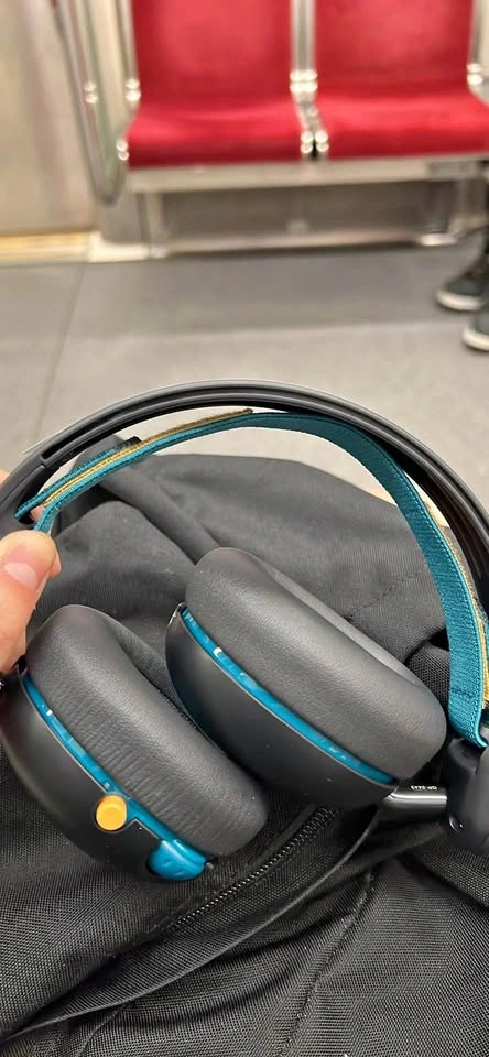 Skullcandy Grom Wireless NEW - NoBox