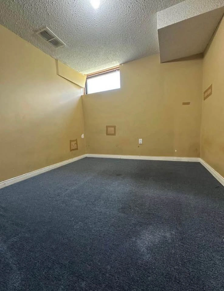 2 Beds 1 Bath - Apartment - photo 3