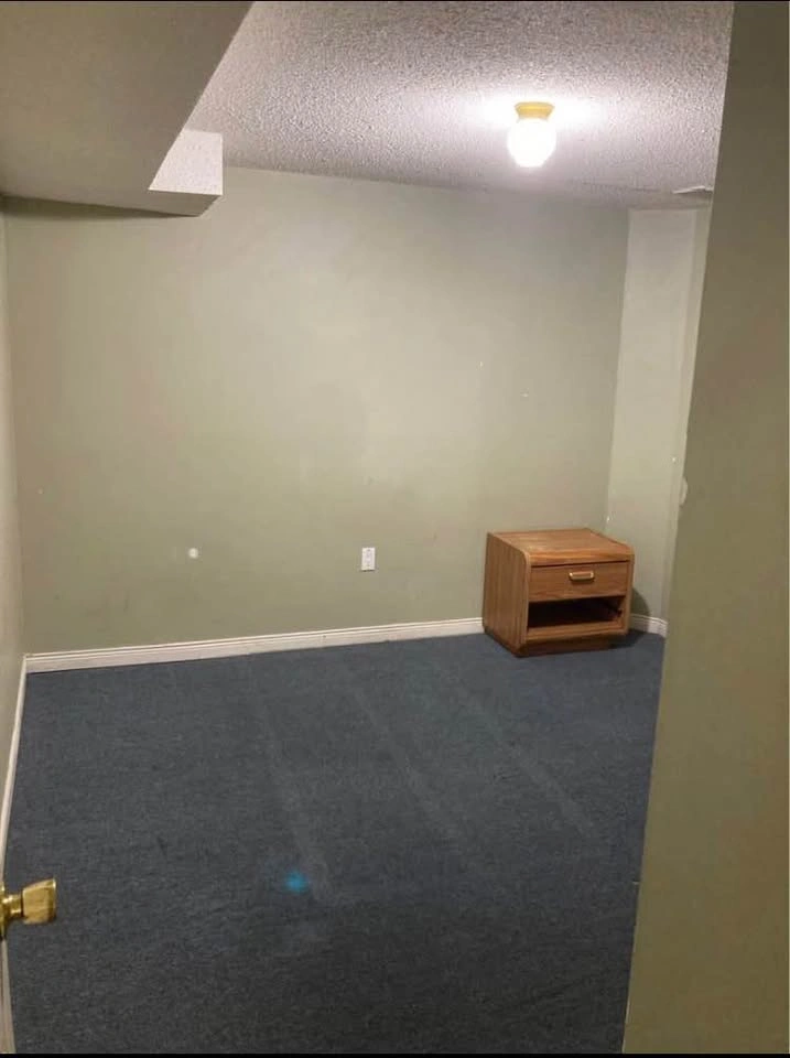 2 Beds 1 Bath - Apartment - photo 4