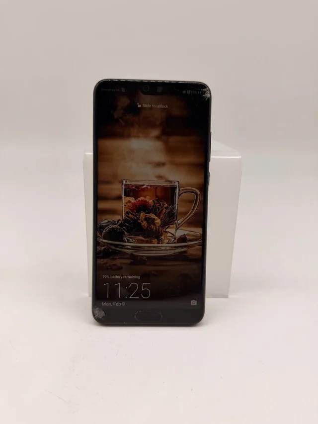 Huawei P20 – Black – 128GB – 4GB RAM – Screen Damaged – Works image indicator(5)
