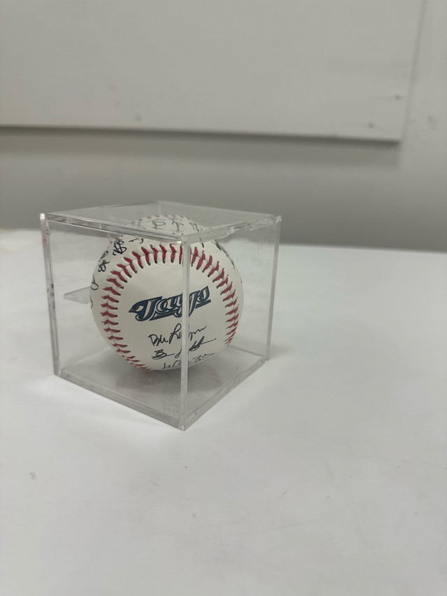 Autographed Baseball - photo 4