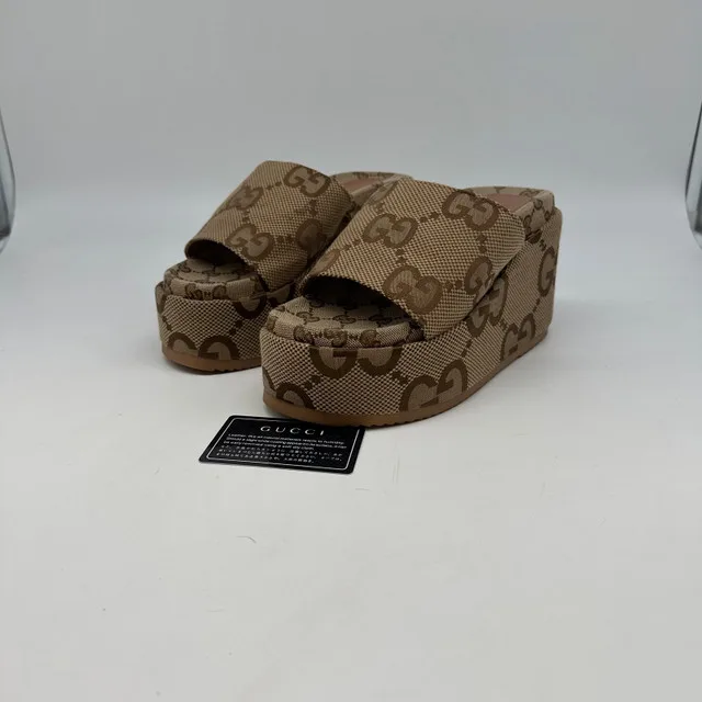 Gucci Angelina Wedge Platform Sandals Size 39 thumbnail