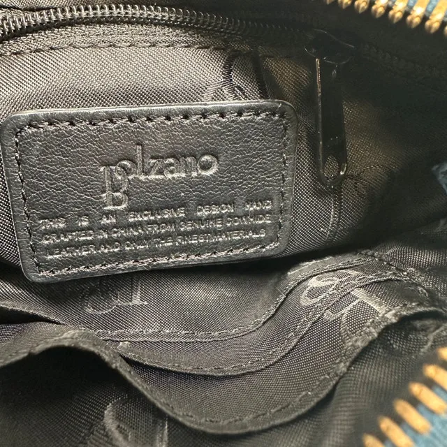 Bolzano Blue Leather Wristlet image indicator(3)