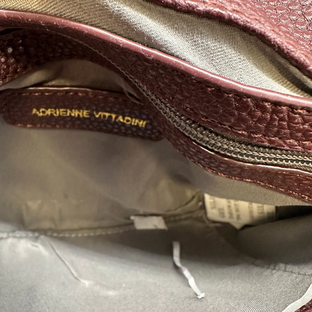 Adrienne Vittadini Crossbody Bag, New with tag - photo 5