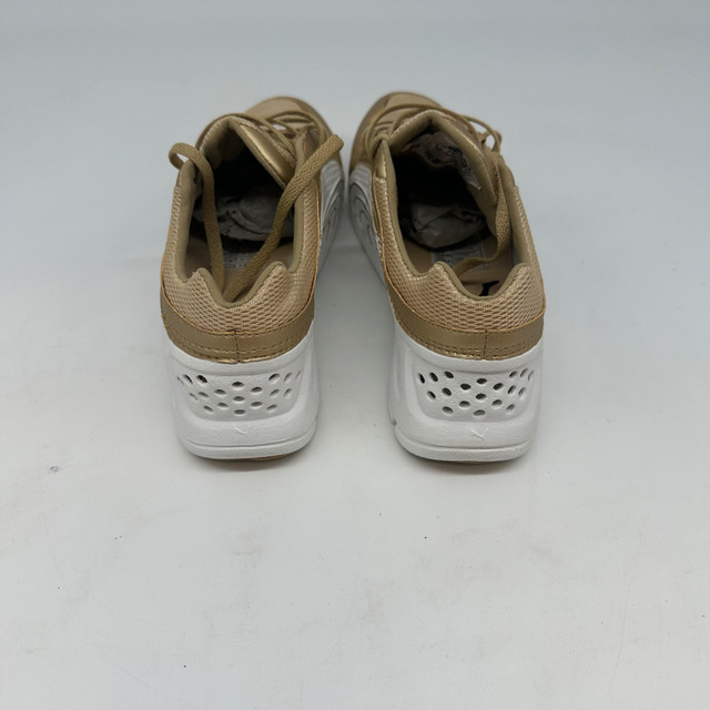 Puma Women’s L.I.F.T. Bolt Gold Racer Wns Sneakers size8.5 - photo 3