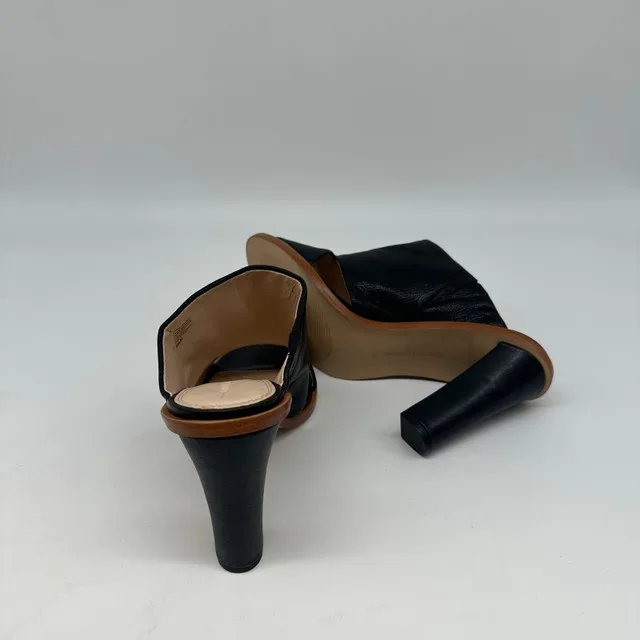 Banana Republic Leather Heeled Mules - Size 8 image indicator(2)