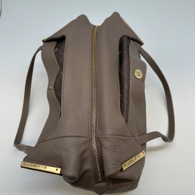 Vince Camuto Taupe Leather Tote (without tag) - photo 3