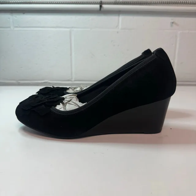 Vionic Black Faux Suede Wedge (New Without Box) thumbnail