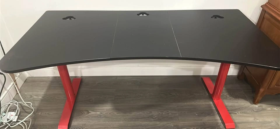 Arozzi Arena Gaming Desk – Black & Red - photo 3