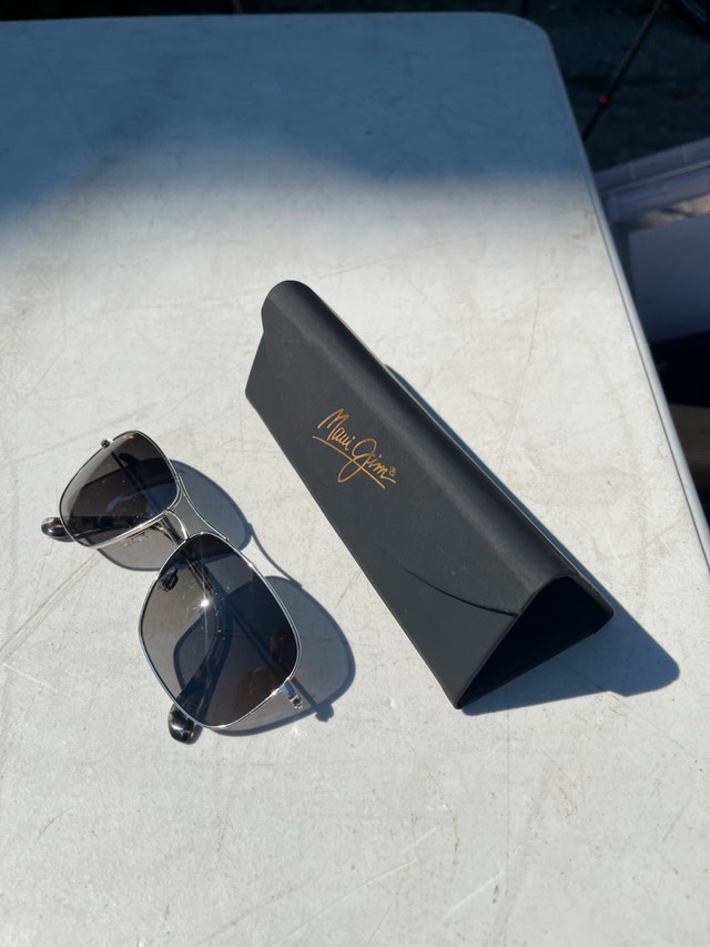 Maui Jim Sunglasses 9 Pairs Case Included - photo 2