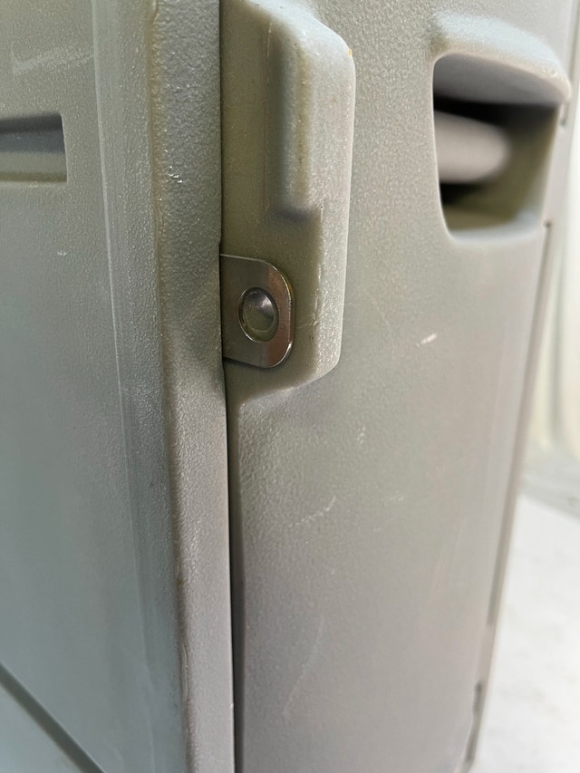 Remcon Plastic 1 Door Security Storage Locker 2 Coat Hooks - photo 5