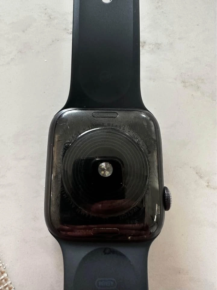 Apple Watch - photo 2