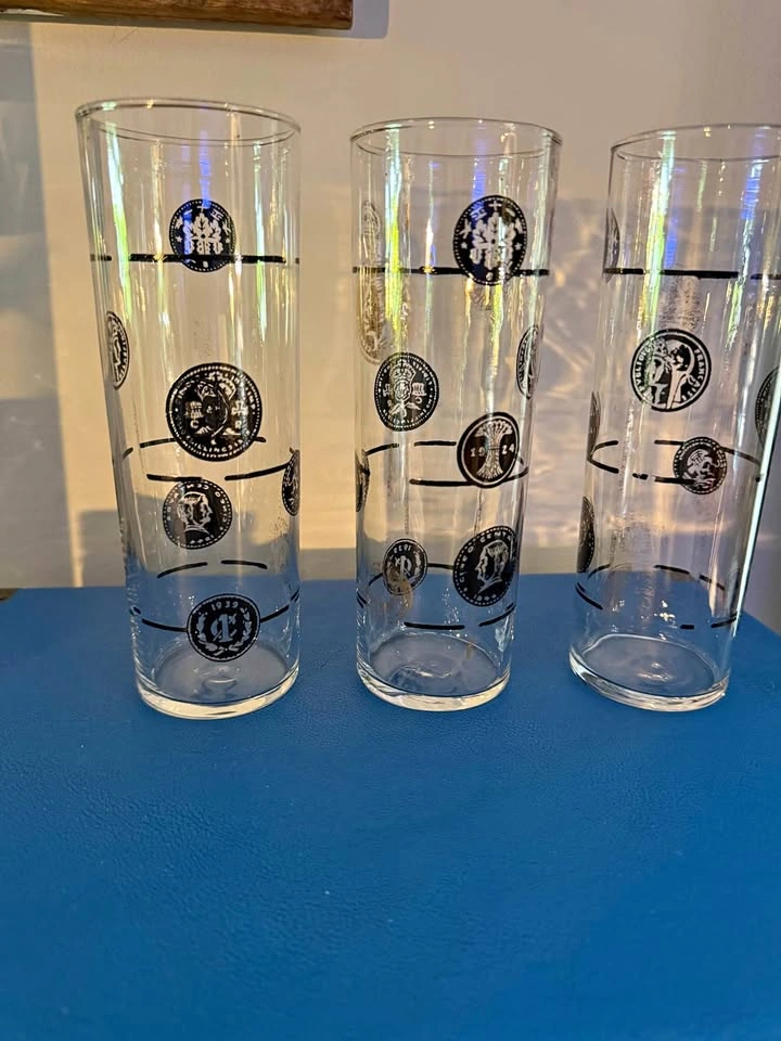 Vintage Libbey MCM old world coin highball glasses- set of three