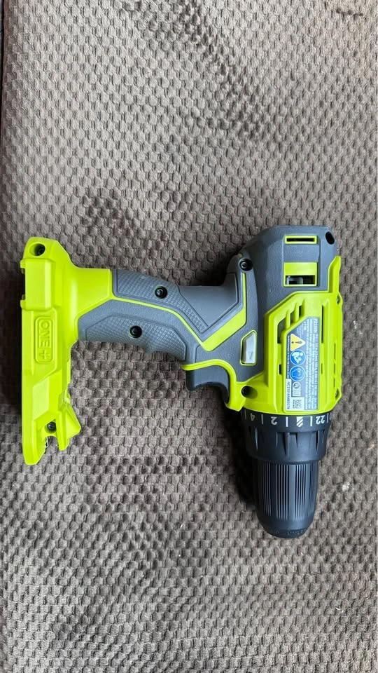 Ryobi ONE+ 18V P215 1/2 in. Drill/Driver - photo 2
