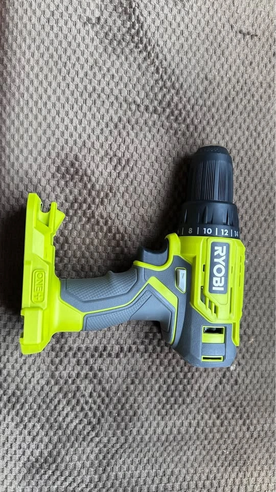 Ryobi ONE+ 18V P215 1/2 in. Drill/Driver - photo 3