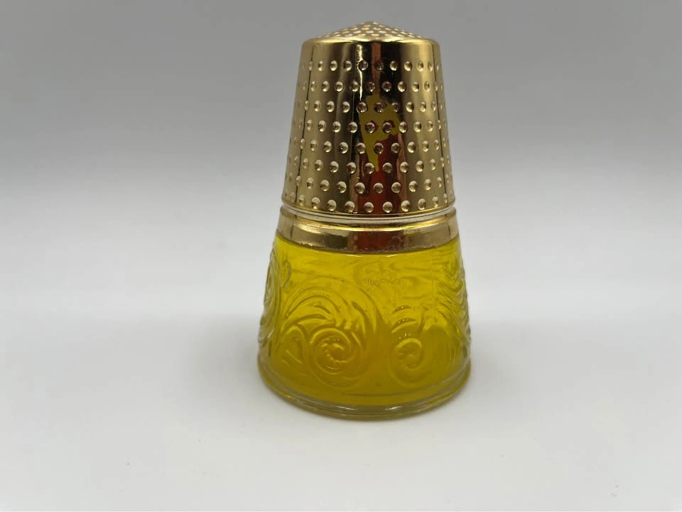 Vintage Avon Golden Thimble - photo 3