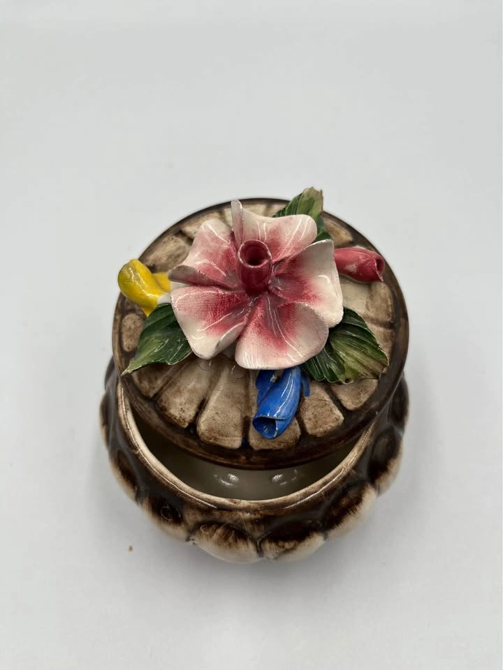 Vintage Capodimonte Trinket Box