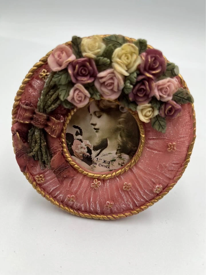 GANZ Pink Victorian Style Floral Resin Frame - photo 2