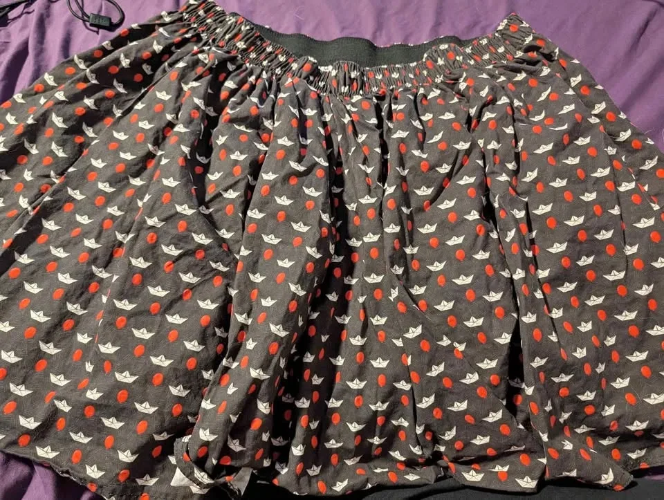 (One of a kind) Pennywise/IT pin-up style skirt (plus size)