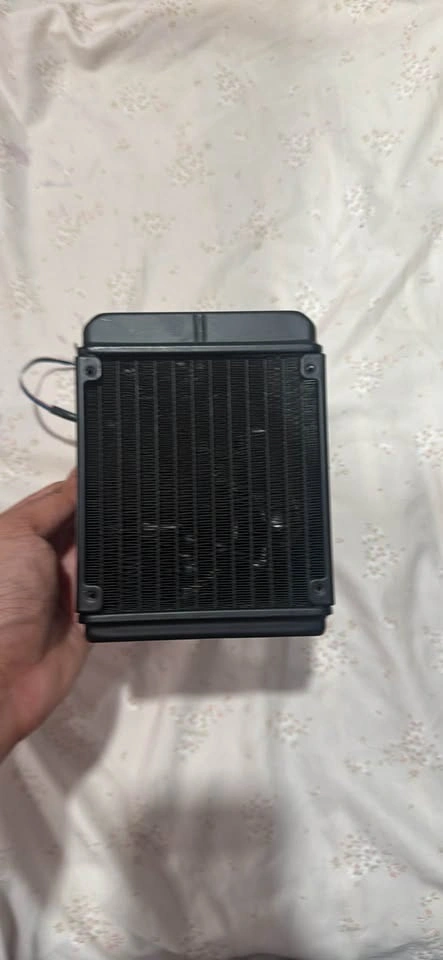 Lenovo Legion T730-28ICO LIQUID Cooling CPU Fan 01MN936 - photo 3
