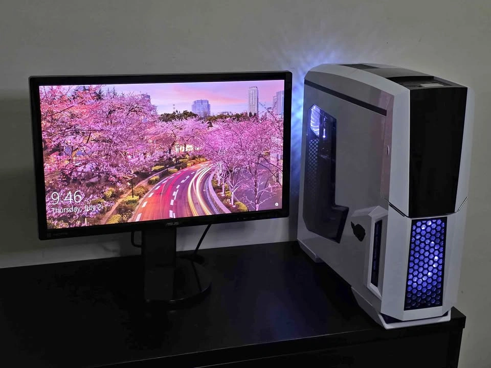 Gaming PC + ASUS 24” 144Hz Monitor – RTX 2060 | i7 | 32GB RAM