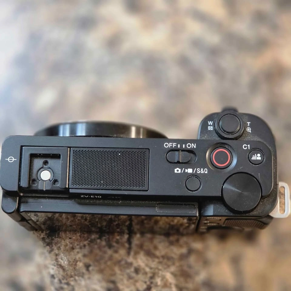 Sony ZV E10 (Purchased in 2024 new.) NO Lense Camera Only. - photo 2