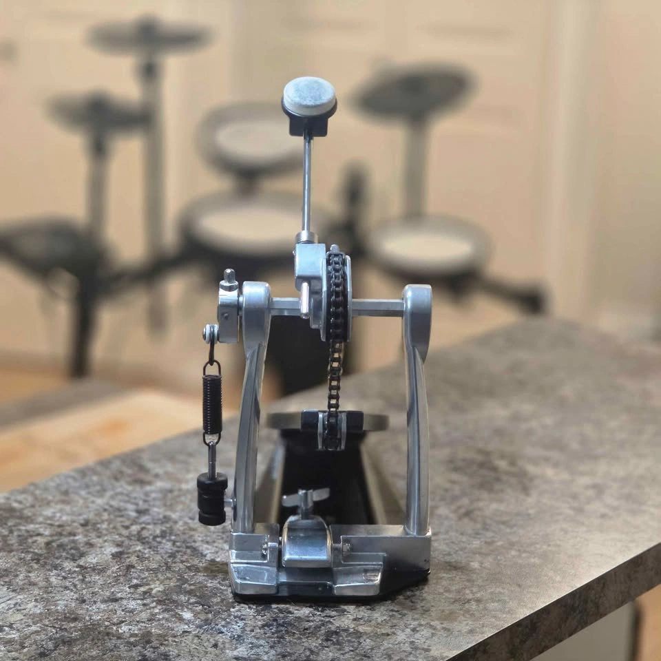 Single Bass Drum Pedal - Iron Cobra 200 - Like New - photo 3