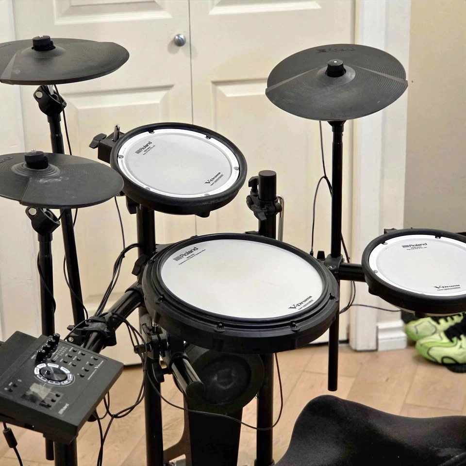 Electric Drum Kit! - Roland TD17 Mesh Head - 4 Piece