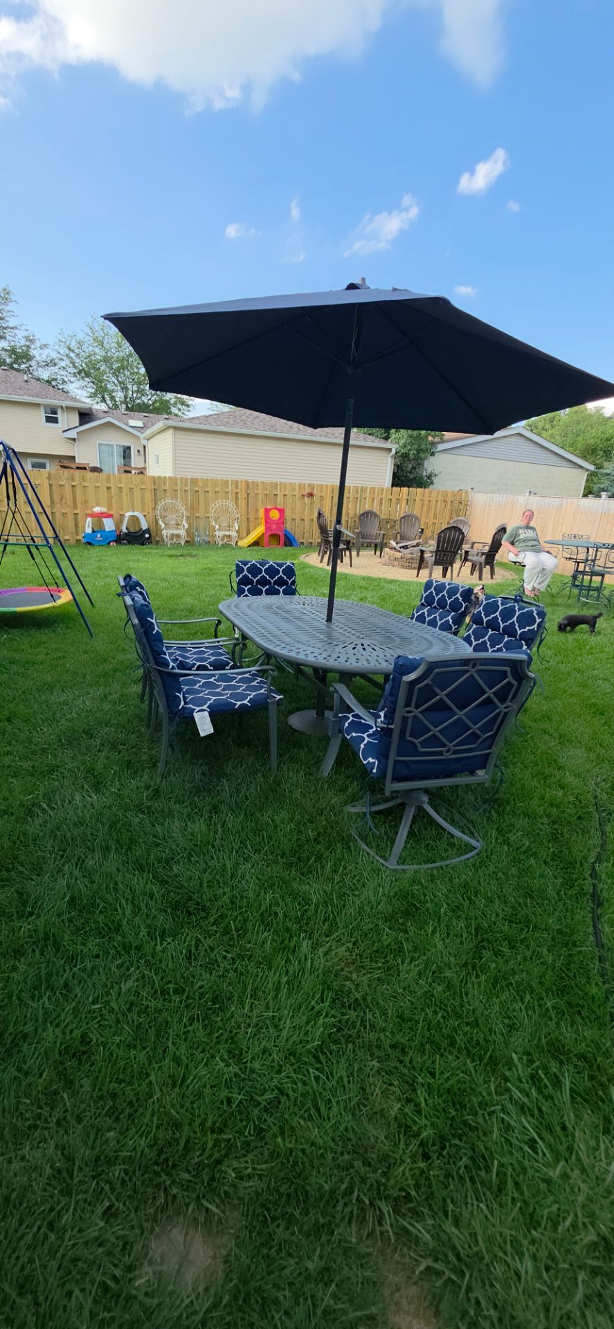 Patio table and chairs - photo 5