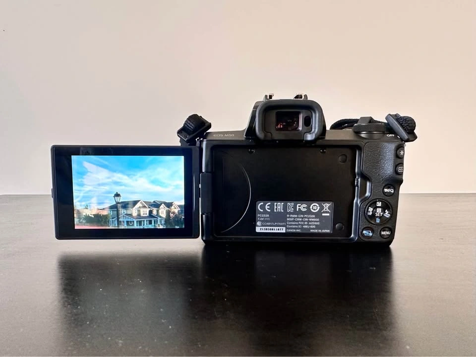 Cannon EOS M50 - Full setup - photo 3