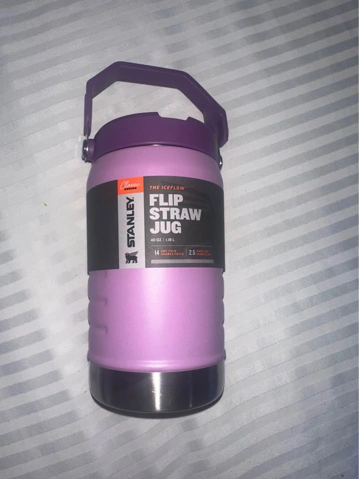 Stanley The IceFlow Flip Straw Jug 40oz - photo 2