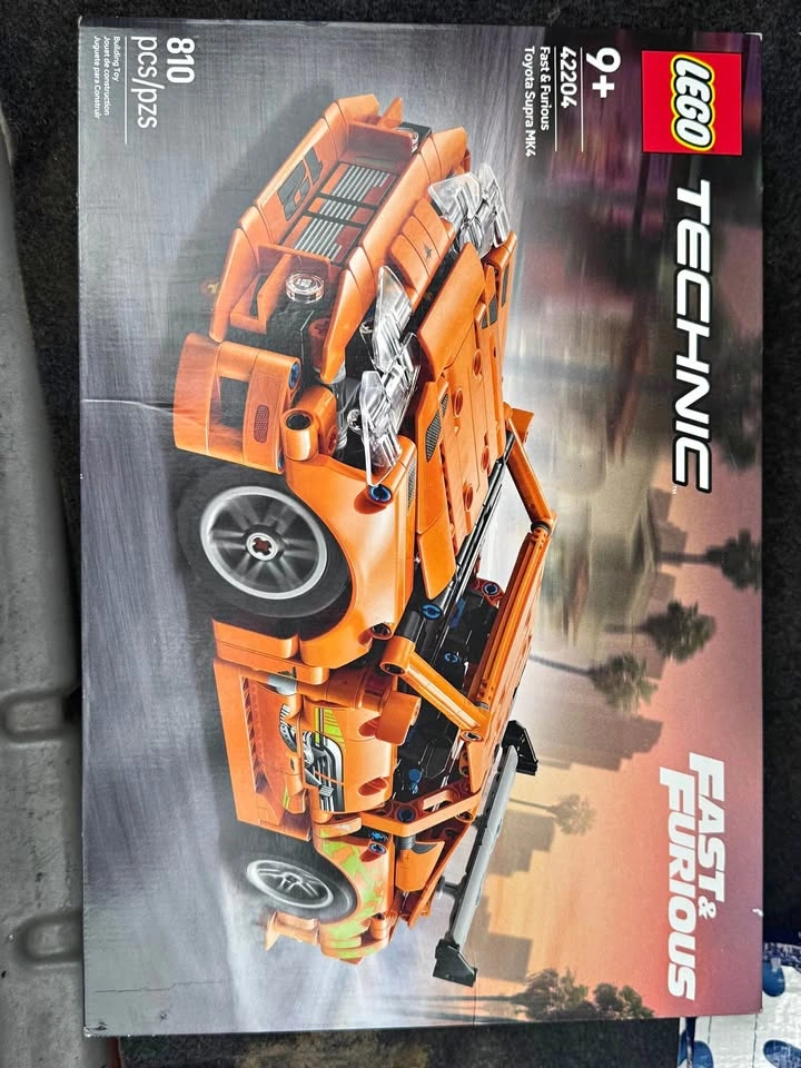 LEGO Technic Fast & Furious Toyota Supra MK4