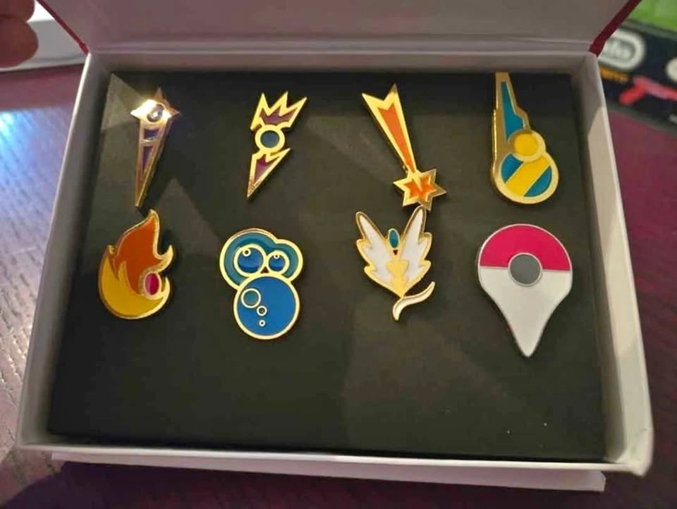 Pokémon Sinnoh Region Gym Badge Pin Set