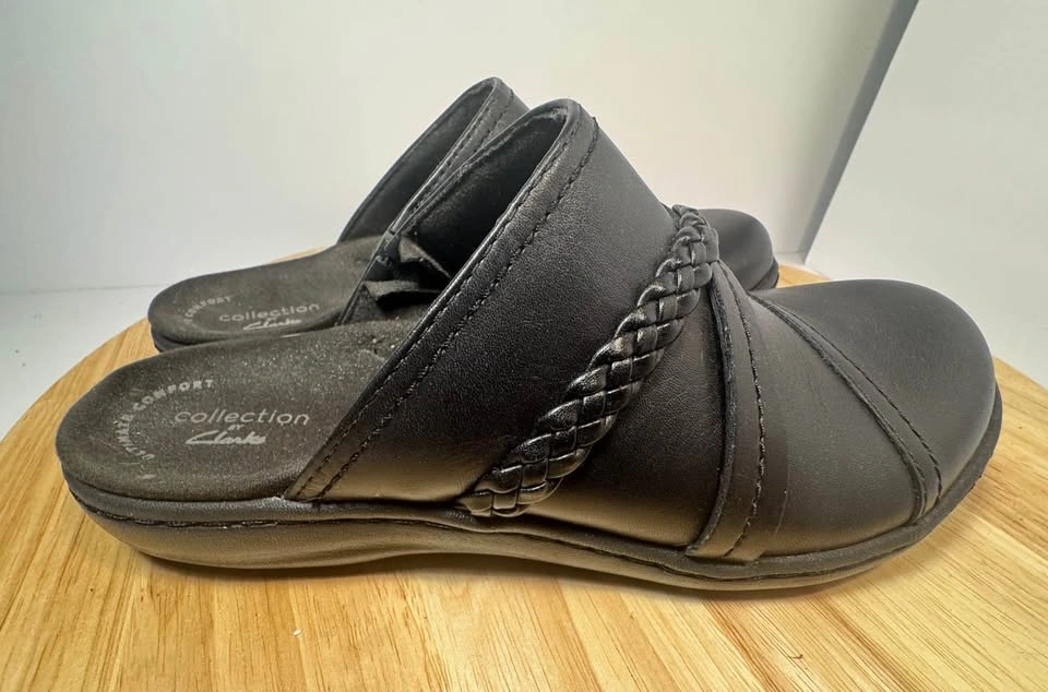 The Women's Laurieann Step by Clarks SIZE 6.5 LIKE NEW - photo 2