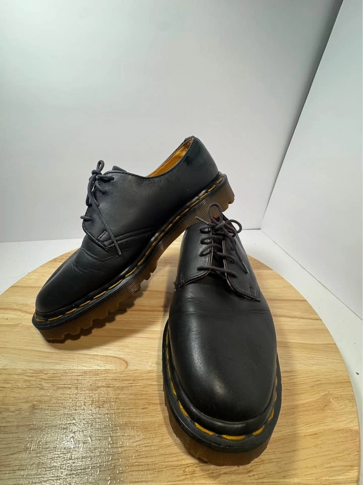 Vintage Dr. Martens 1461 Made in England Black Shoes Size 5 - photo 2