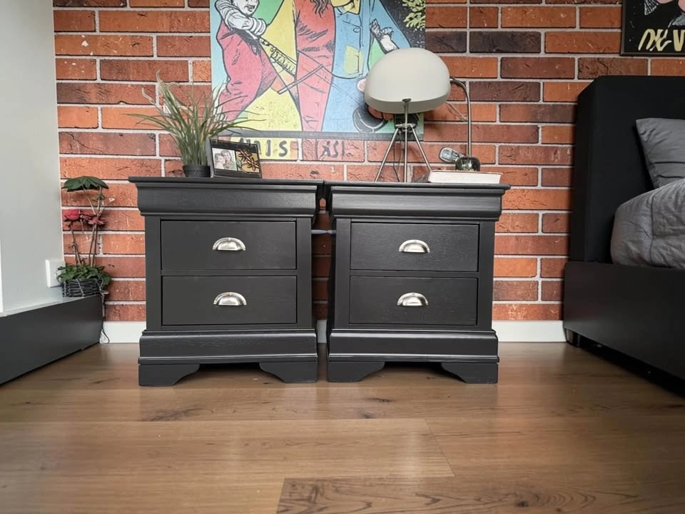 Real wood nightstands - photo 2