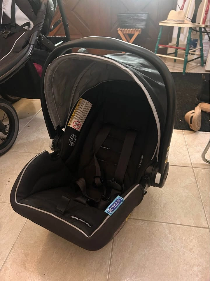 Graco jogging stroller and infant car seat travel system - photo 2