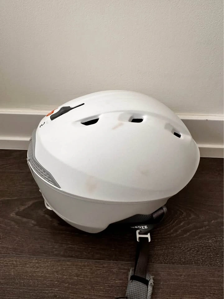 Winter skating (three skates) + helmet bundle - photo 5