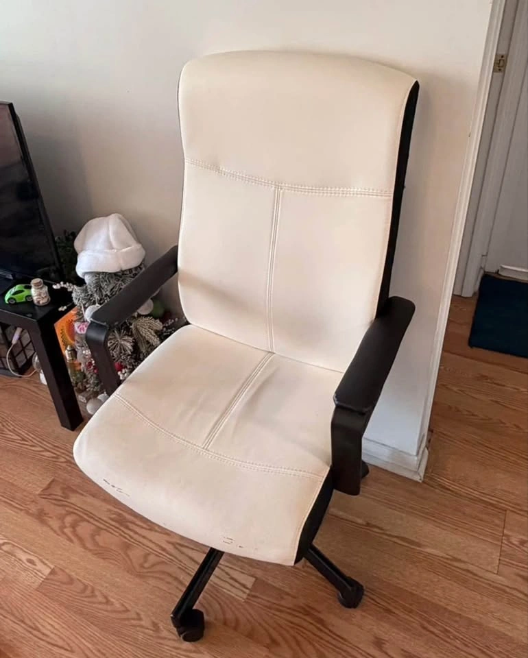 High-Back White and Black Office Chair - photo 2