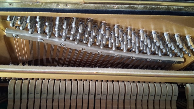 Yamaha U1 Piano - photo 3
