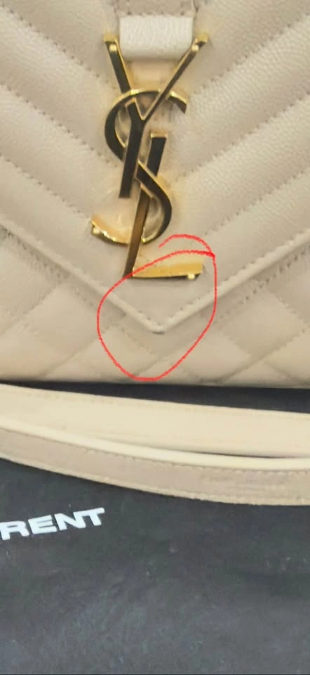 Saint Laurent Envelope Medium Bag - photo 3