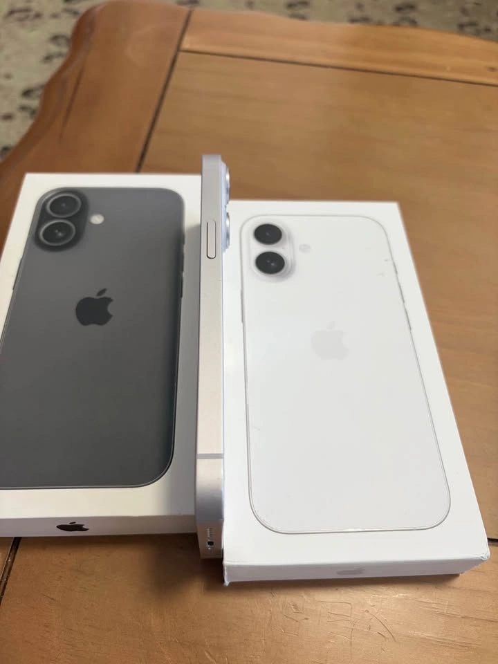 Apple iPhone 14 unlocked (price is firm) - photo 5