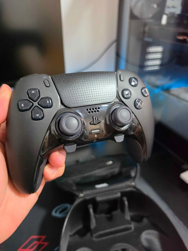 DualSense EDGE ps5 controller - photo 2