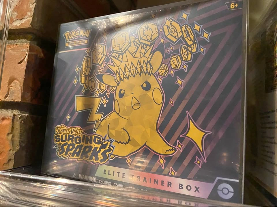 Surging Sparks ETB / Bundle