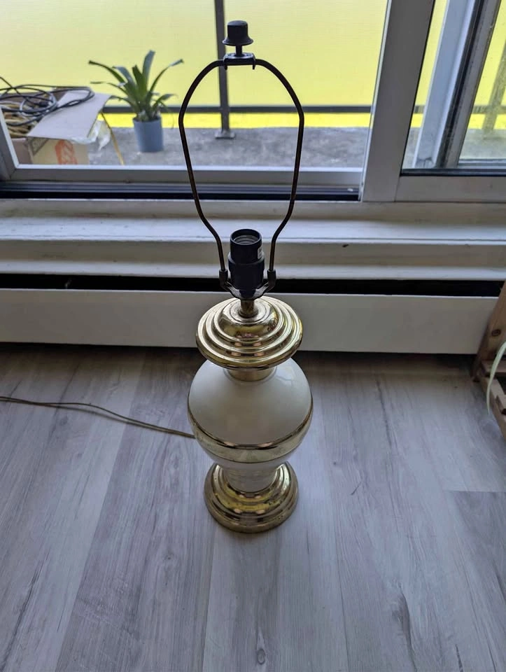 Table lamp(no shade)
