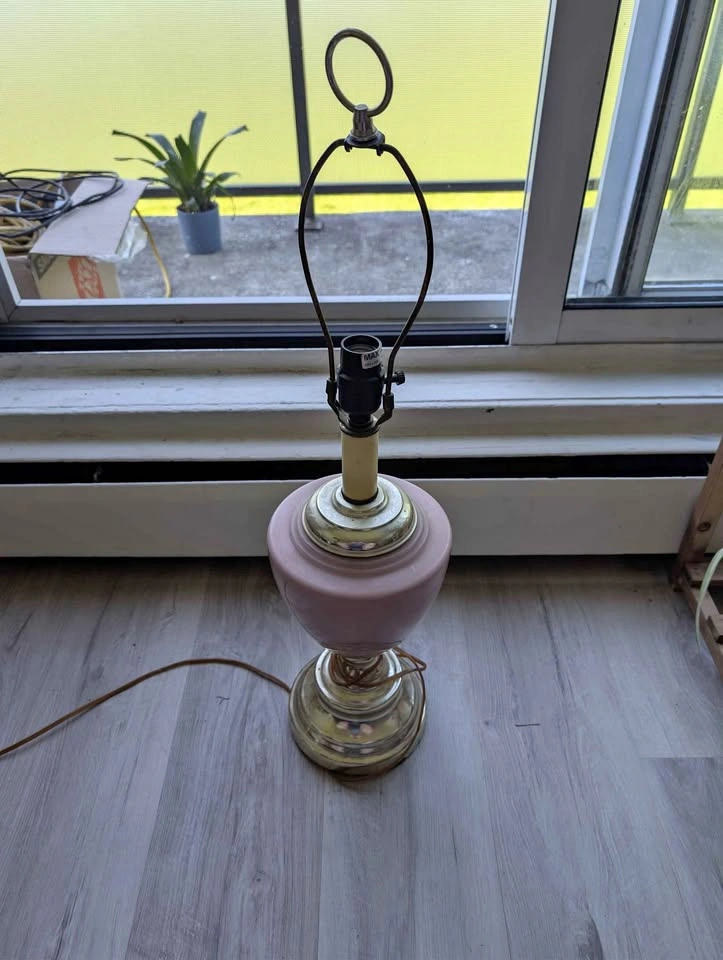 Table lamp no shade
