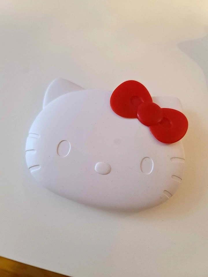Hello Kitty Compact Impressions Mirror LED
