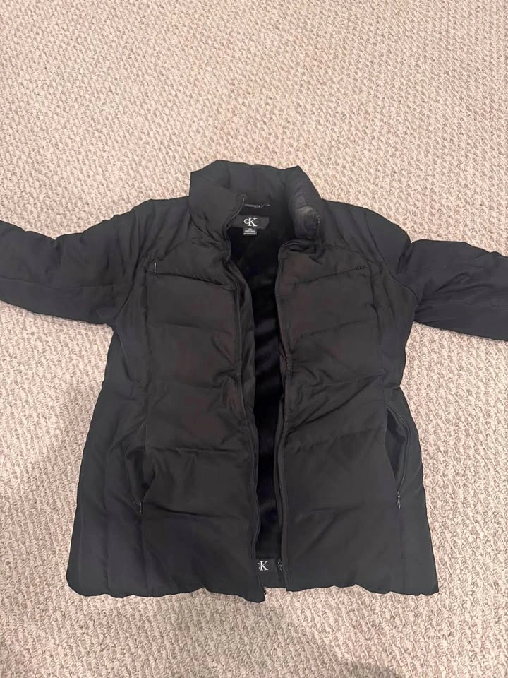 Warm Women’s Medium (or Girls XL) Black Calvin Klein Puffy Coat