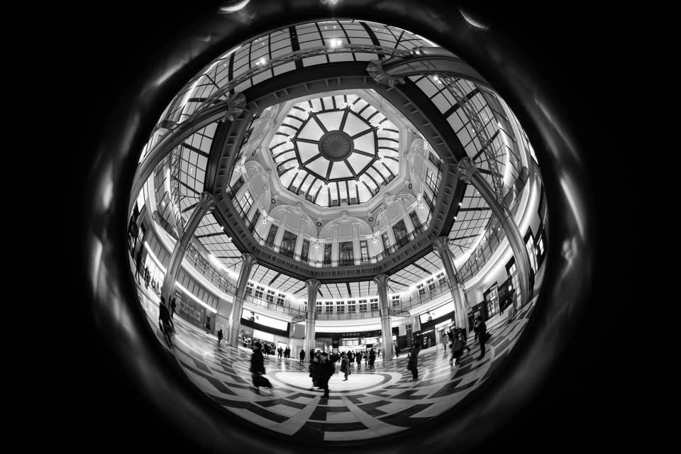 Lensbaby 5.8mm f/3.5 Circular Fisheye - Canon mount - photo 4