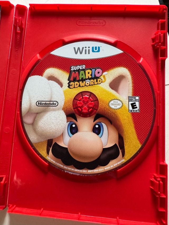 Nintendo Wii U Games: Super Mario 3D World and Nintendo Land